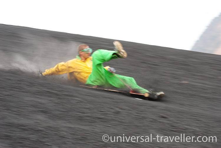 backpacking volcano boarding nicaragua dsc