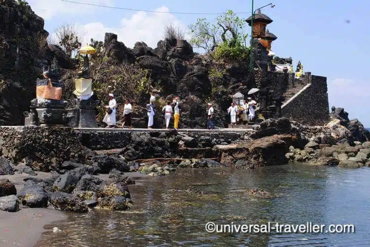 Batu Golong Temple.