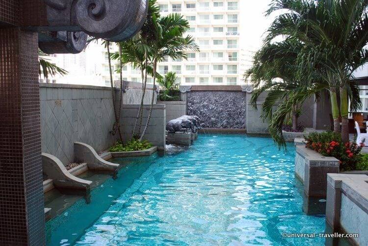 Majestic Grande Bangkok Hotel