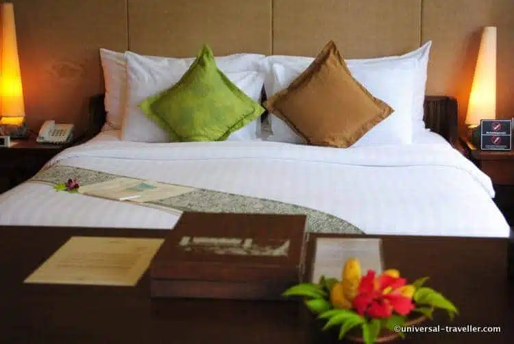The Bed Is Very Comfortable And You Can See The Sea Through The Window And Listen To The Waves When You Wake Up In The Morning. So Relaxing!