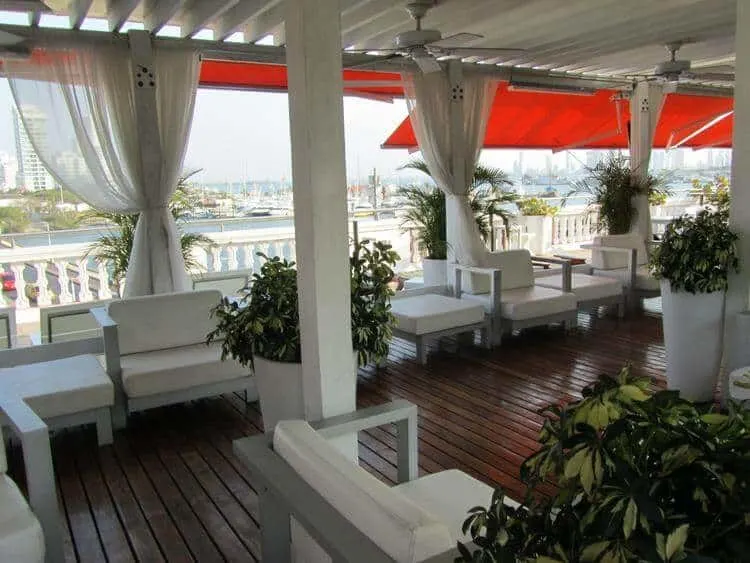 Rooftop_Armeria