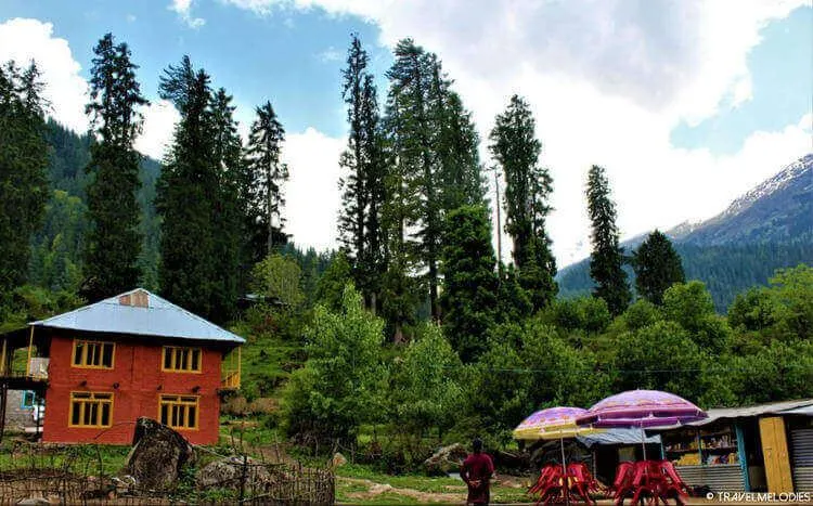 Best Hikes In The World - Ah! The Rustic Charm Of The Himalayan Hamlet