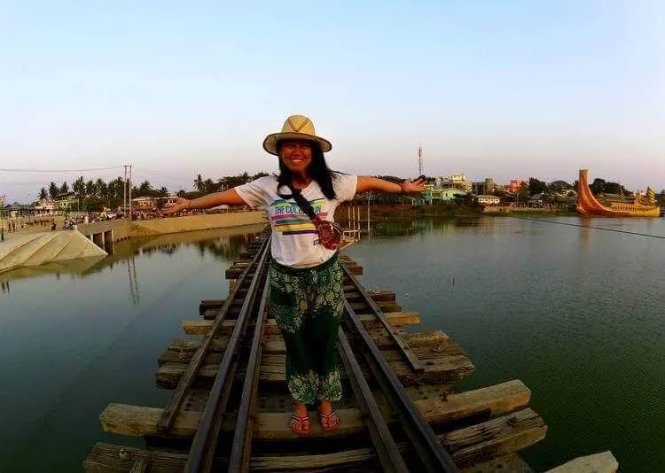 Parlando Di Fronte A Quasi 1000 Studenti In Vietnam