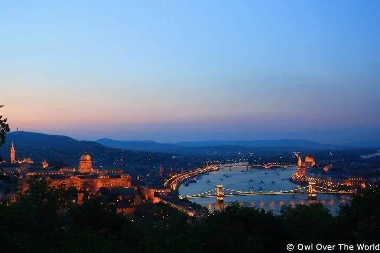 Atracciones De Budapest - Budapest De Noche