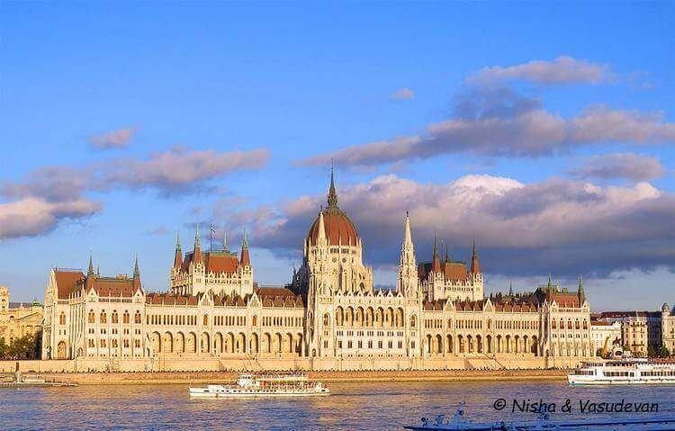 Budapest Castle - Wandertouren In Budapest