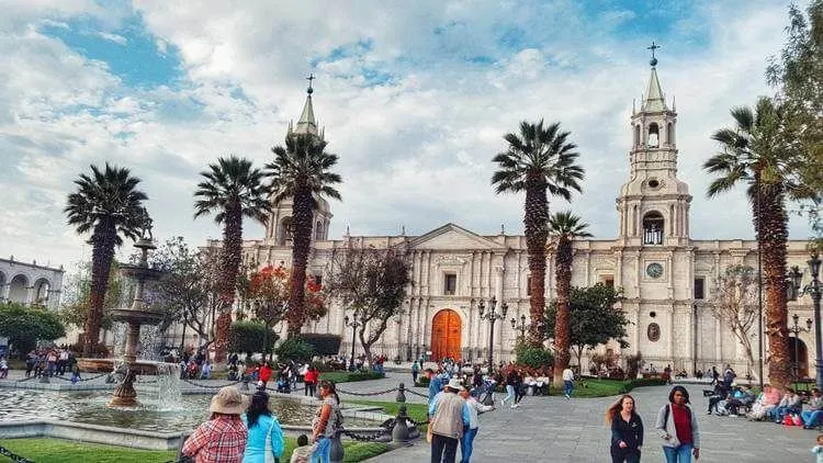 Plaza De Armas à Arequipa