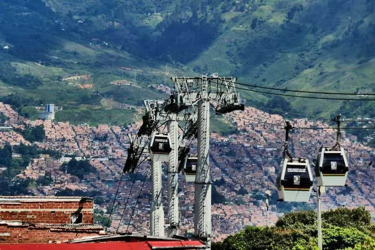 Wo Ist Die Seilbahn Von Medellin Zum Arvi Park Medellin?