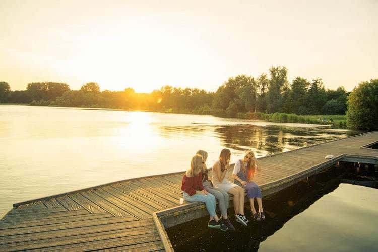 cool places to visit in the world