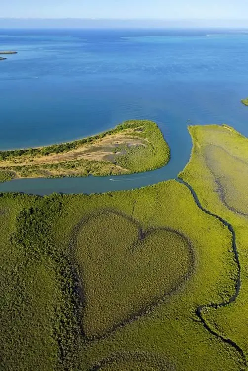 New Caledonia A Tropical Paradise5