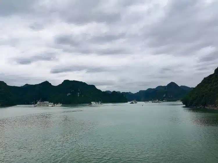 Halong Bay Luxe Cruise