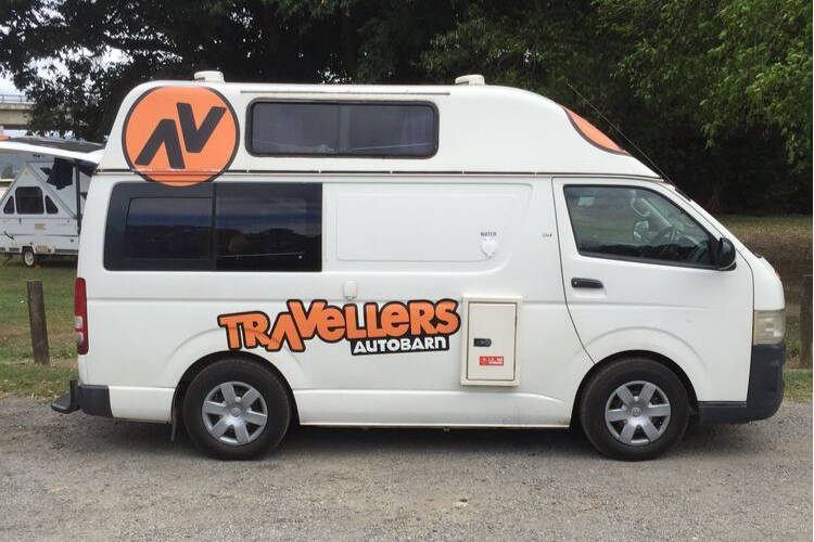 Vermietung Hi-Top Campervan Two Tall Travellers Van Life Vans