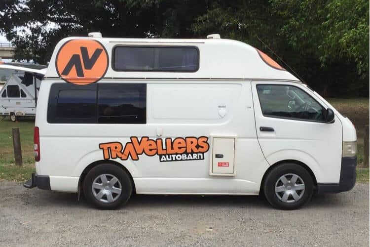 Verhuur Hi-Top Campervan Two Tall Travellers Van Life Vans