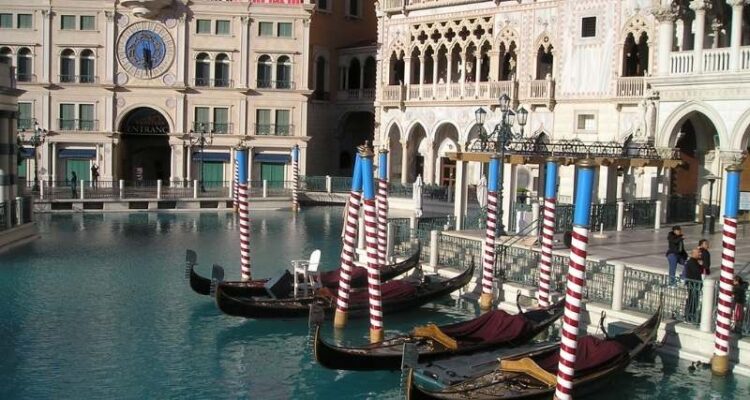 See The Canals Of Venice In Las Vegas