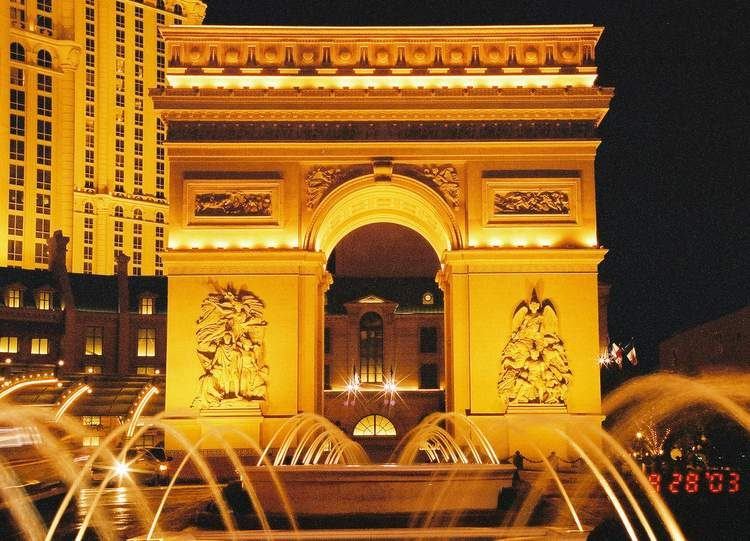 Arc De Triomphe Replica Fun Things To Do In Las Vegas On A Budget