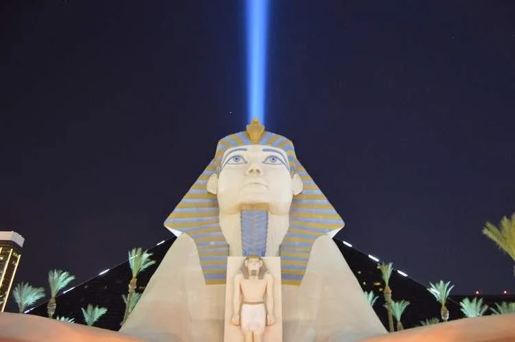 Luxor Sky Beam Choses à Faire à Vegas Pas Cher