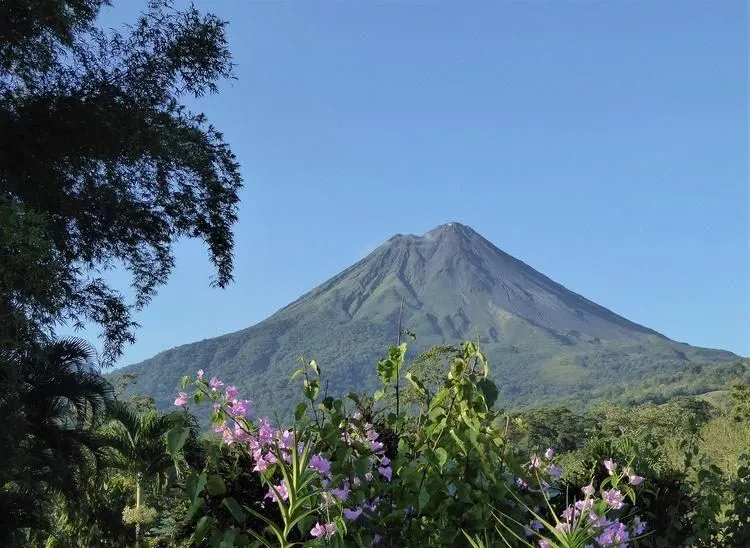 The Ultimate Costa Rica Vacations Travel Guide 125 Best Adventure Tours in La Fortuna Costa Rica e