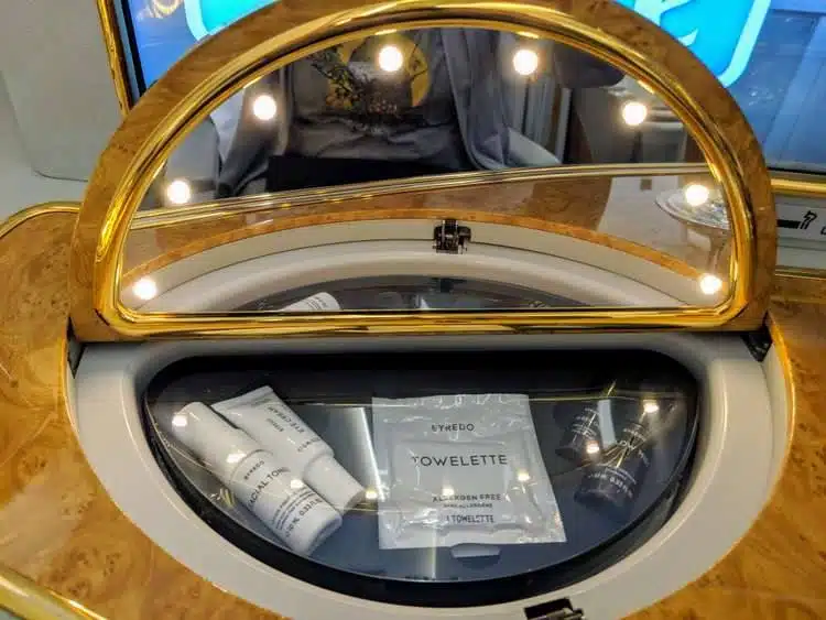 Emirates First Class - Het Ultieme Luxehotel In De Lucht