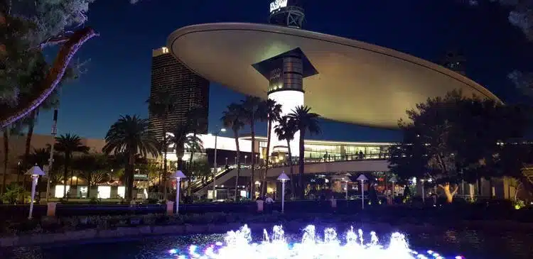 las vegas mall stores