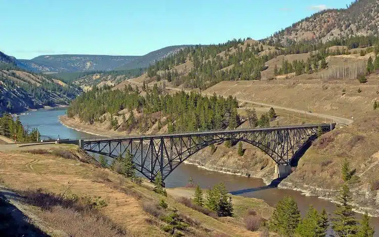 Besuche den Fraser River in Kanada