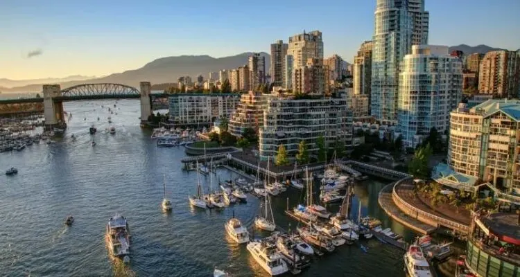 How To Travel From Toronto To Vancouver2