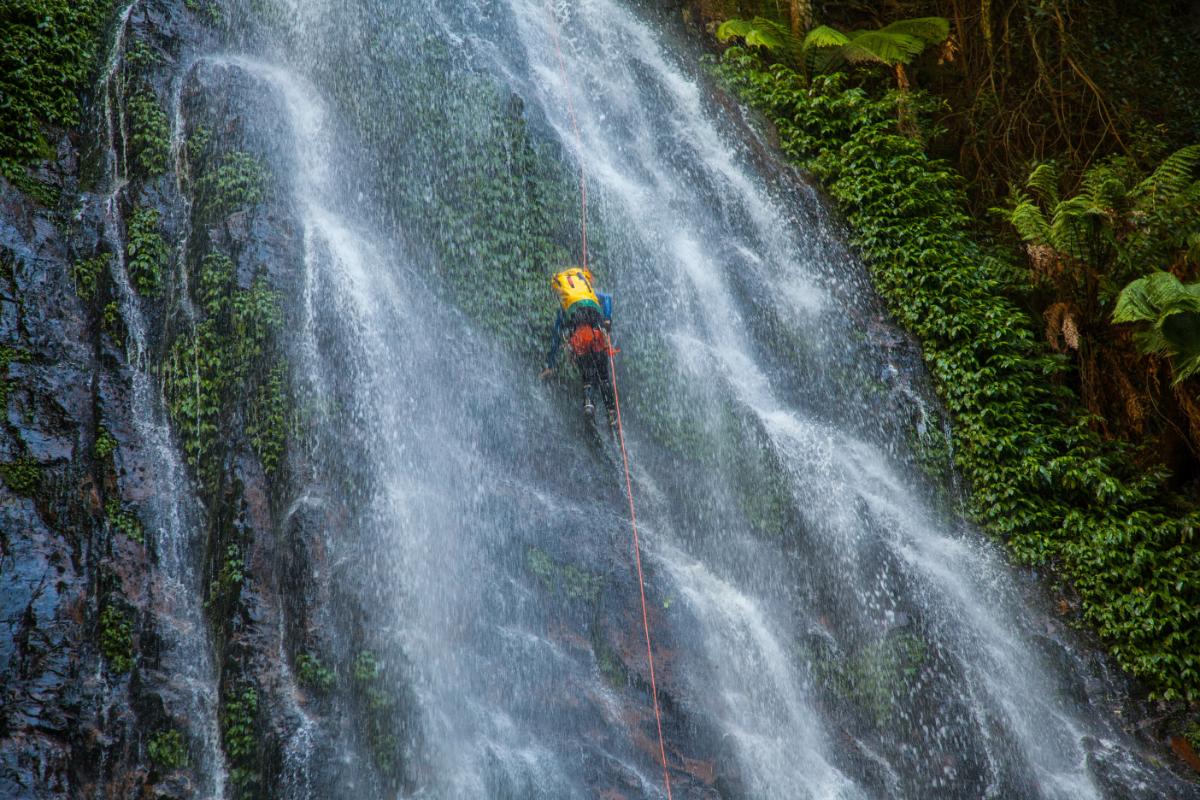 Best Canyoning And Waterfall Rappelling Tours In Costa Rica3 1