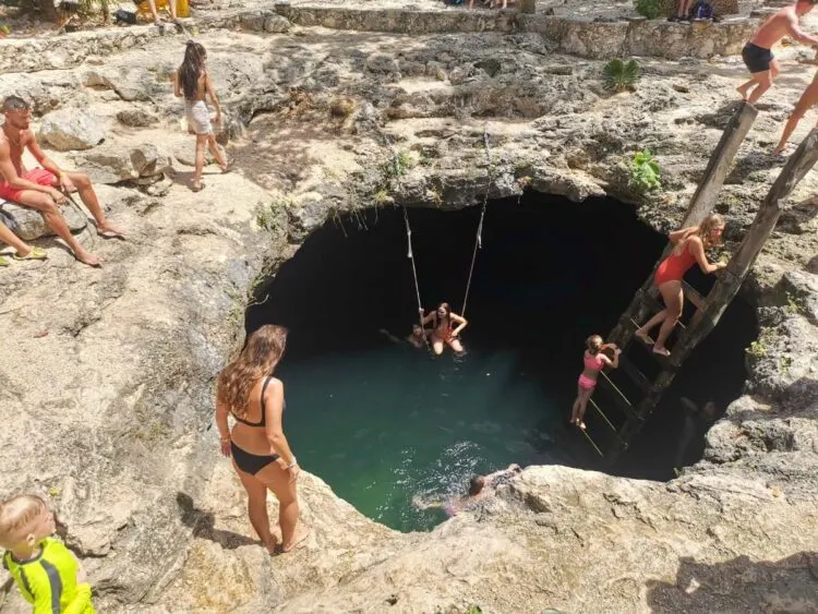 Cenote Calavera