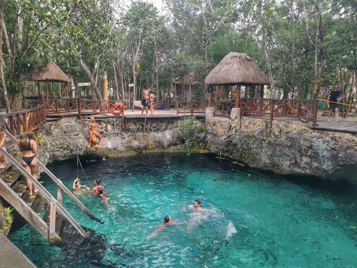 Cenote Zacil-Ha