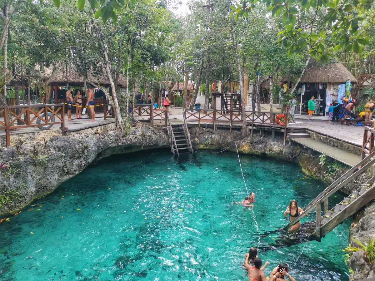 Cenote Zacil-Ha