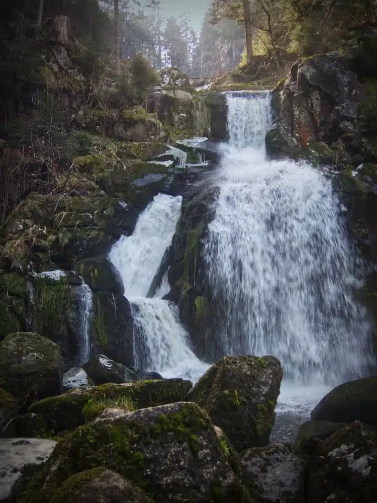Inspiring Waterfall Quotes 4 Inspiring Waterfall Quotes1