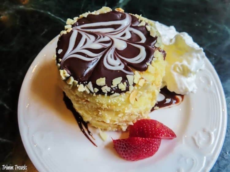 Cosas Divertidas Que Hacer En Boston Trimm Travels Boston Cream Pie Original