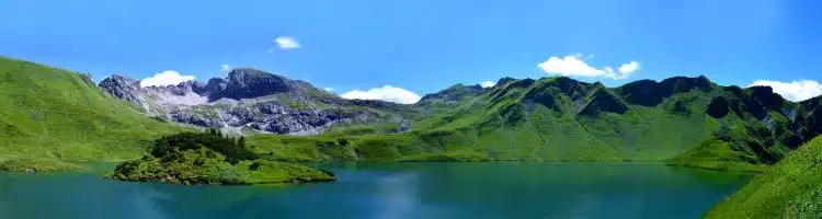 30 Inspirational Mountain Quotes 2 top of the world quotes