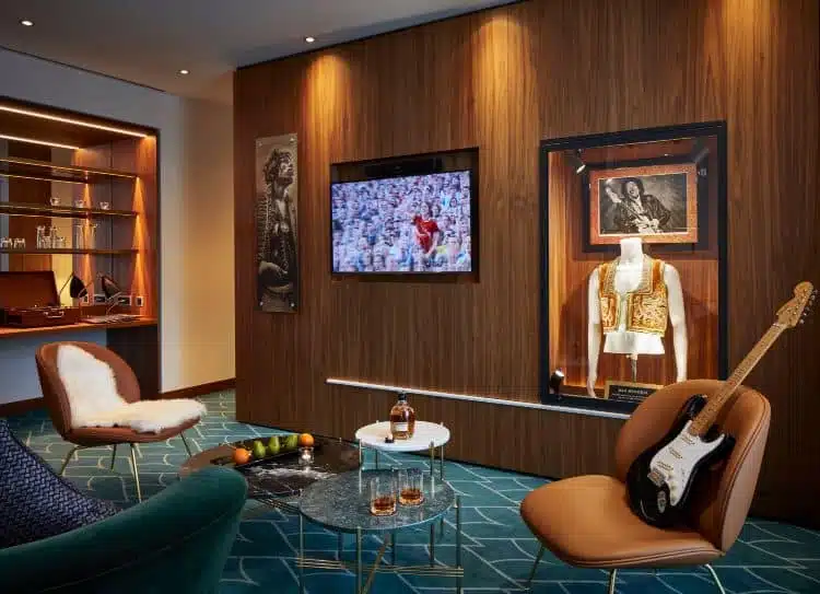 Eine Reise zu den schönsten Hotelzimmern: Sweet Suite Dreams 11 ©Hard Rock Hotel Davos Rock Star Suite Bild 2