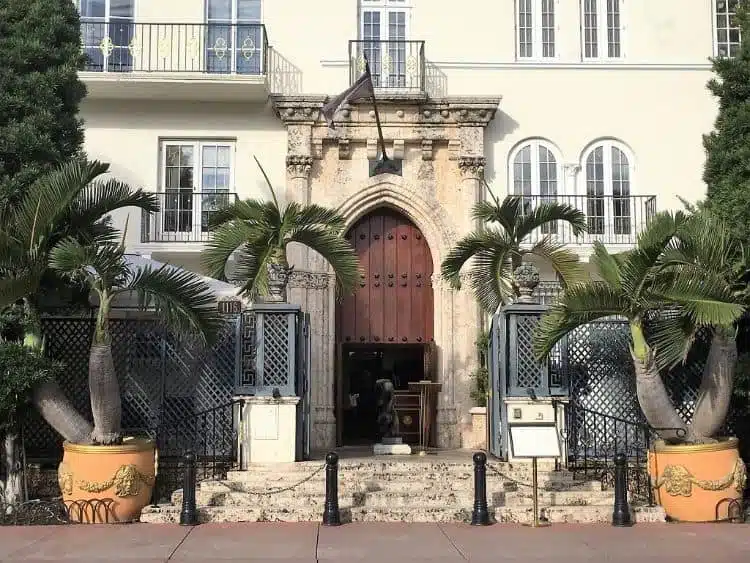 Villa Sulla Spiaggia Del Sud