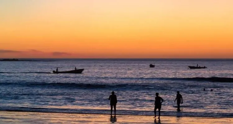 Sonnenuntergang Am Tamarindo Strand
