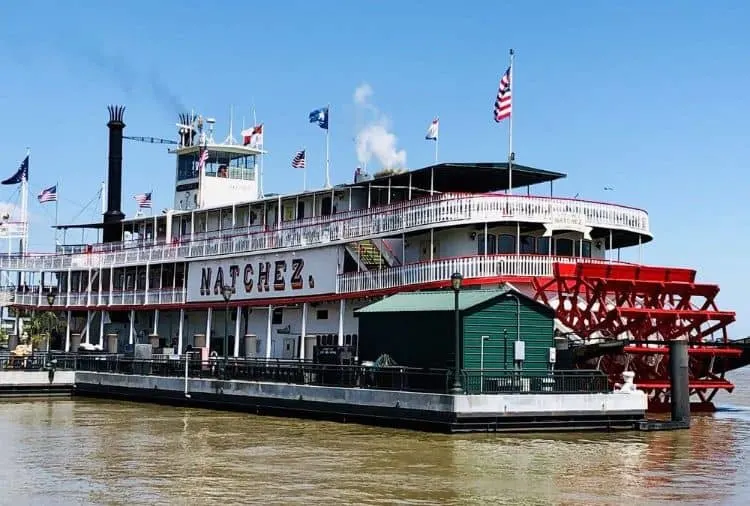Crucero Por El RíO Misisipi