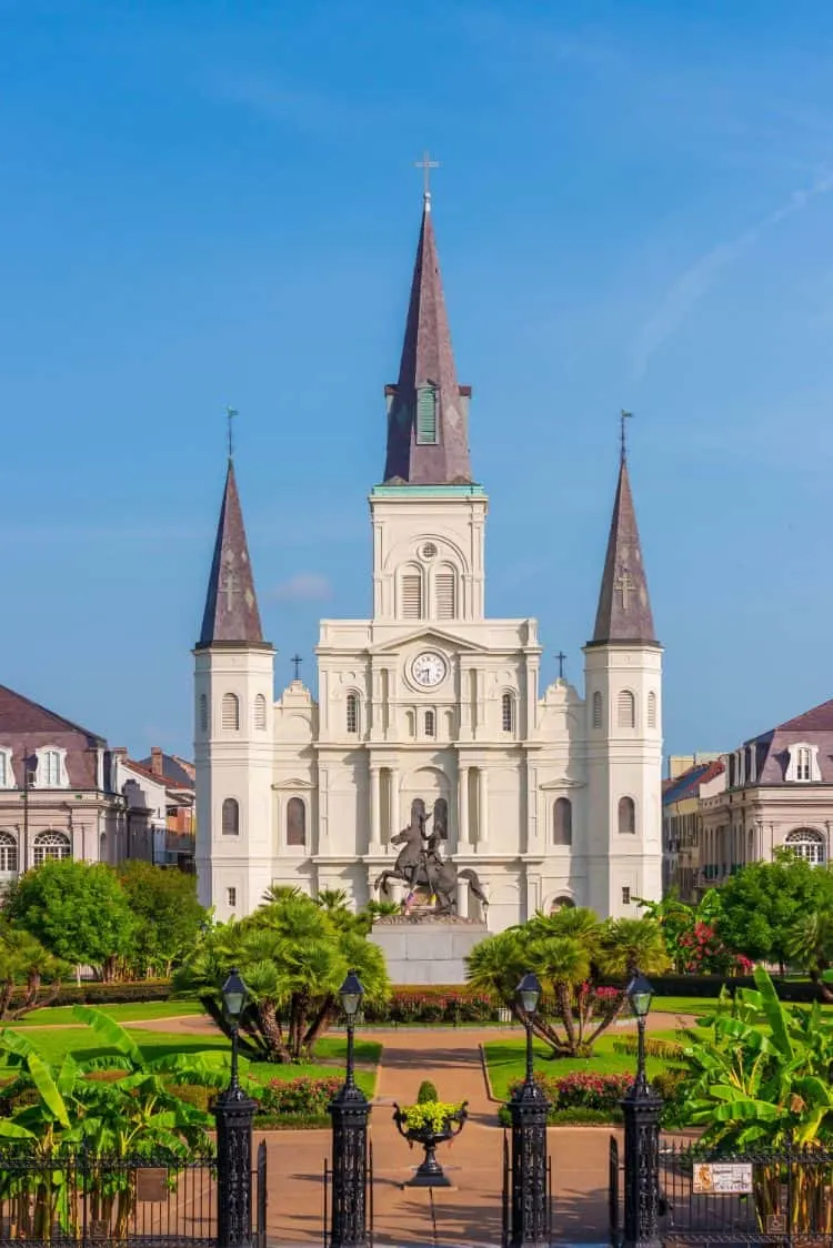 45 Best Things to do in New Orleans 61 See the St. Louis Cathedral