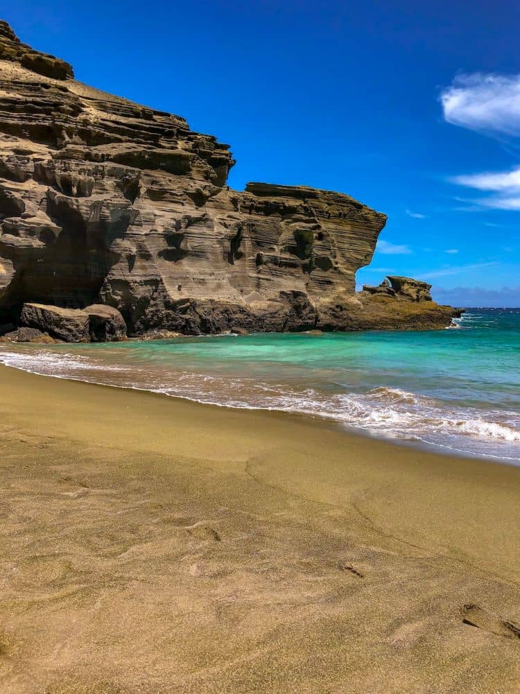 Papakolea Green Sand Beach