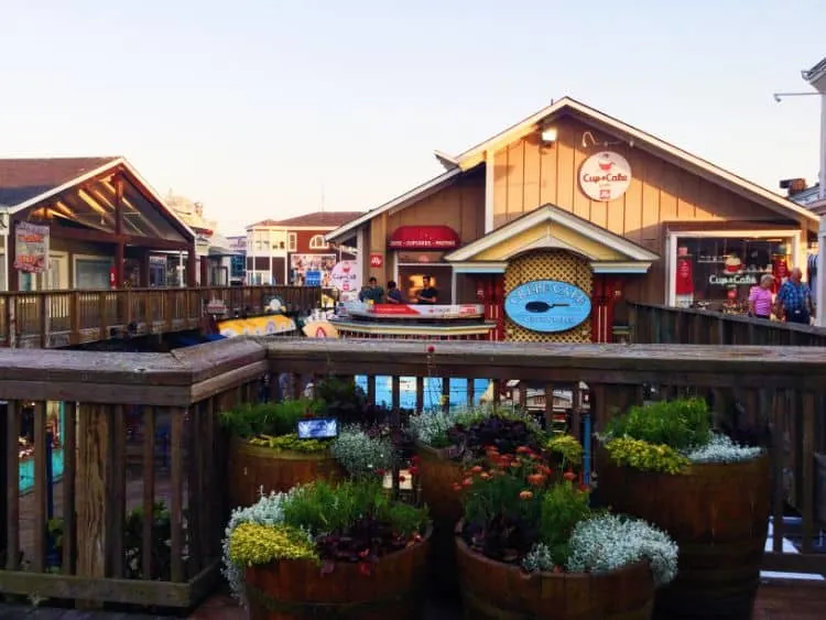 Try Out The Seafood In Fishermans Wharf Fun Things To Do In California