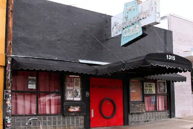 Woon Een Show Bij In The Continental Club