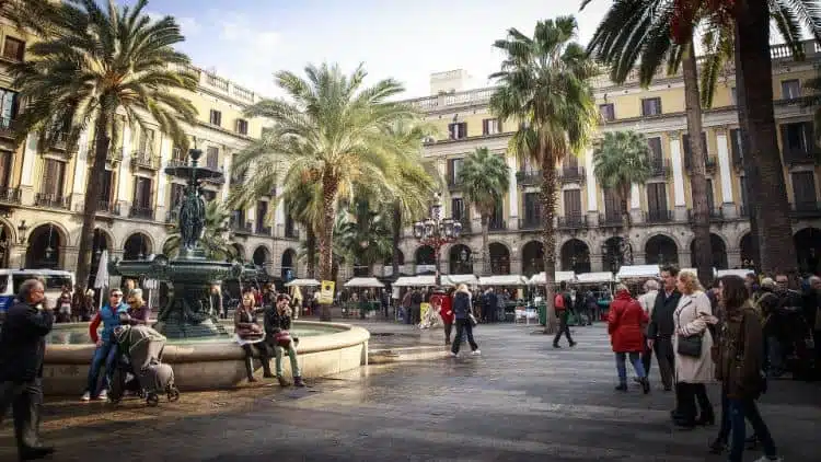 Where is Barcelona located in Spain? 3 Where is Barcelona located in Spain