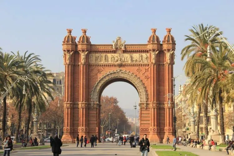 Onde Se Localiza Barcelona Em Espanha