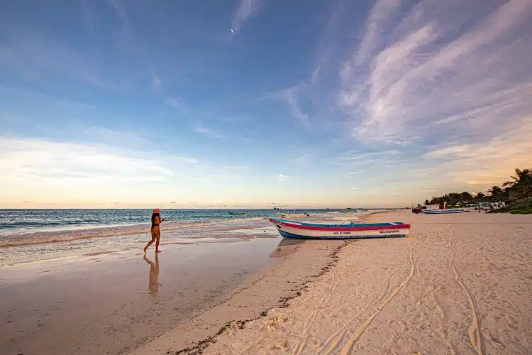 Strand Van Tulum -Vrouw