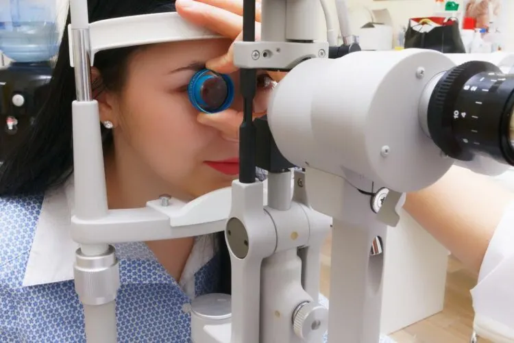 Medizintourismus Türkei: Der Schönheits-Geheimtipp der Weltstars! 4 Augen Lasern TuerkeiAugen Lasern Tuerkei