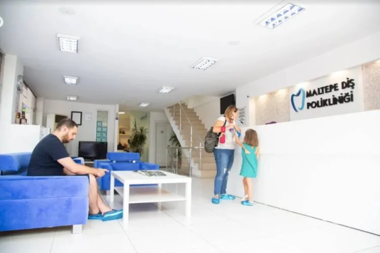 Hollywood Smile Türkei: Lächeln wie die Großen! 6 Maltepe Dental Clinic Istanbul