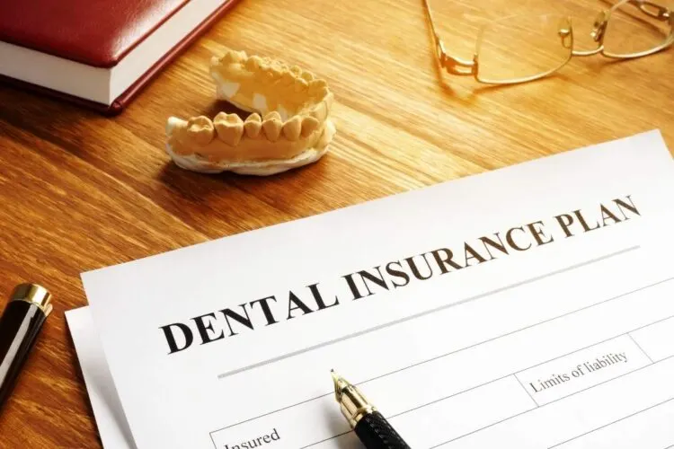 Zähne machen lassen in der Türkei – Implantate und Veneers zu günstigen Preisen 10 Zaehne machen lassen in der tuerkei zahnversicherung