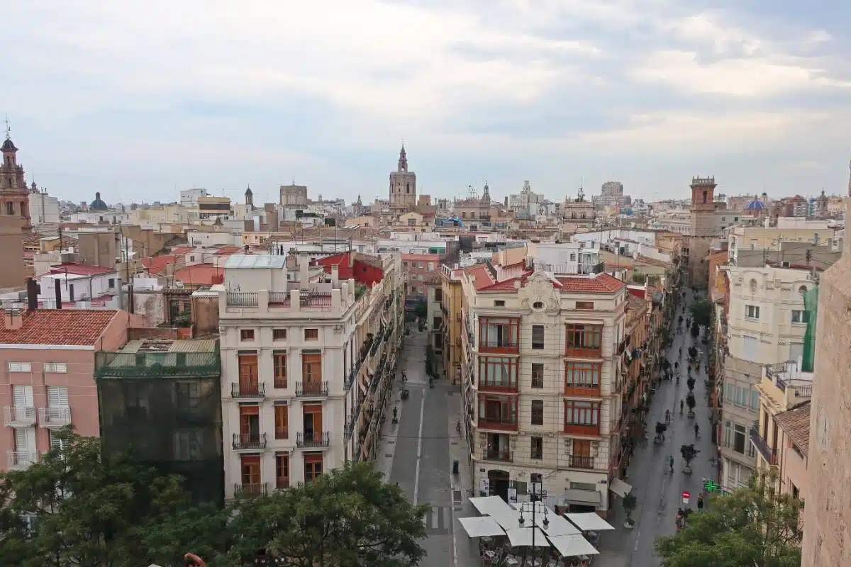 Vue De La Porte Serrens