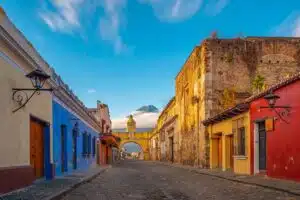 How to get from Guatemala City to Antigua