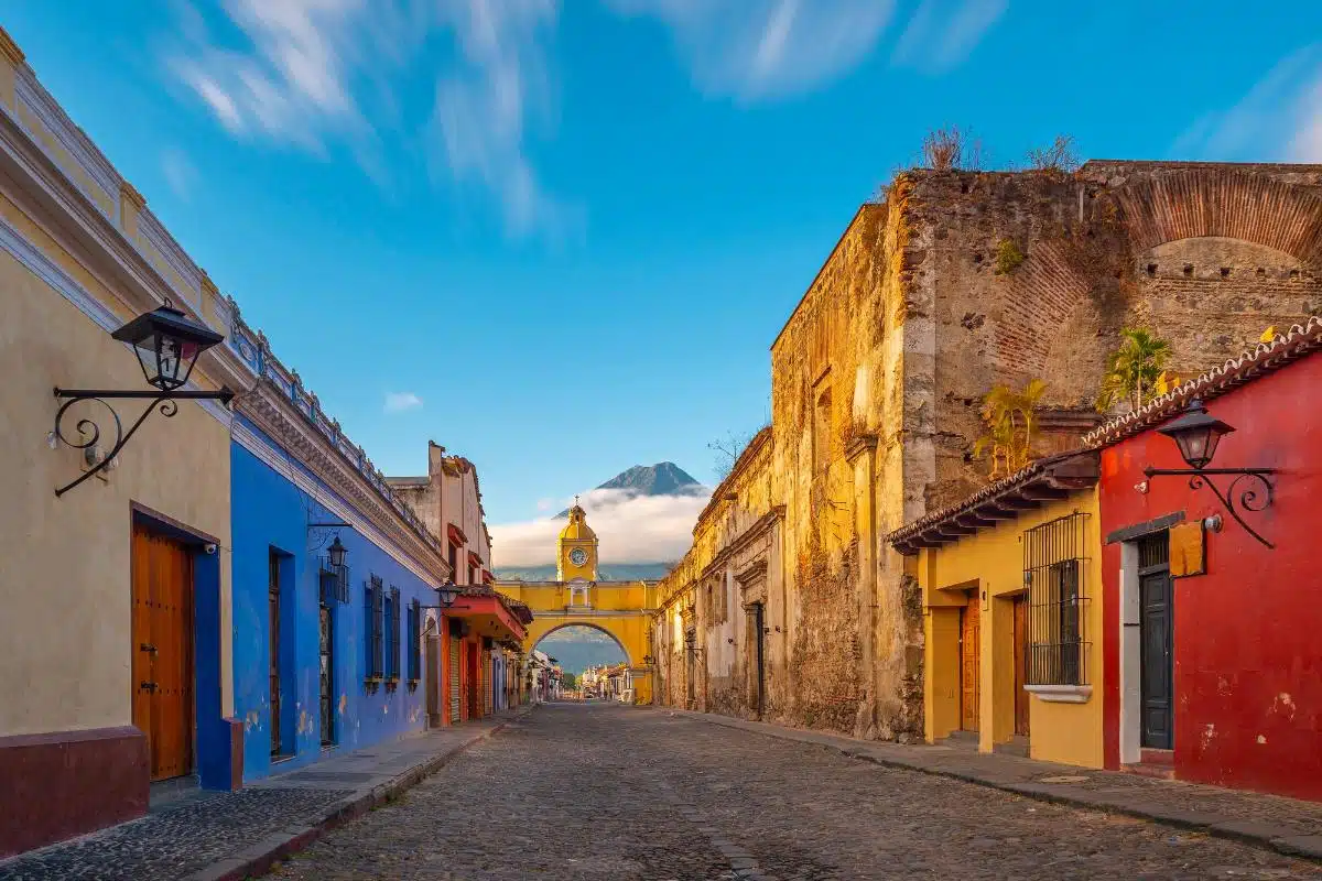 Hoe kom je van Guatemala Stad naar Antigua?