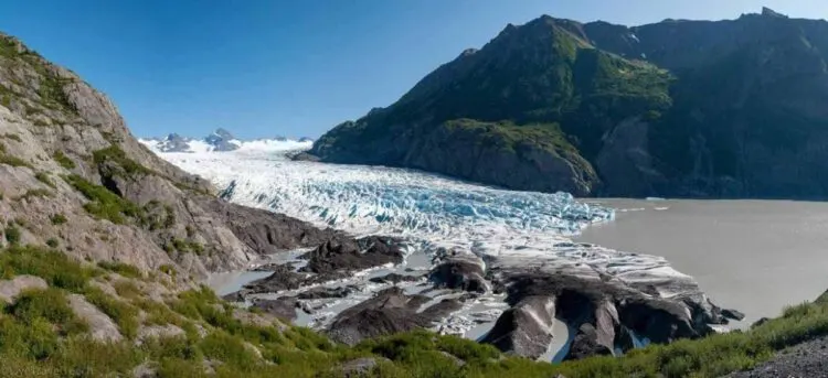 Grewingk-Glacier-Trail-Panorama