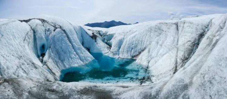 Root-Glacier-Blue-Pool-Panorama